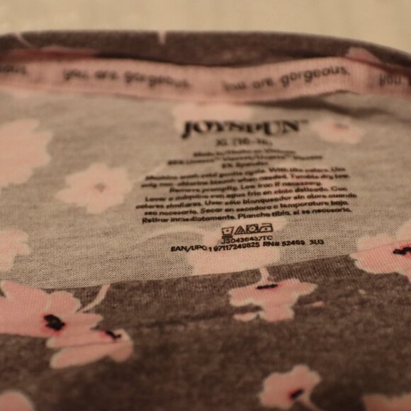 JoySpun Pajama Set Grey and Pink Short Sleeve Top and Drawstring Waist Short XL - Picture 3 of 16
